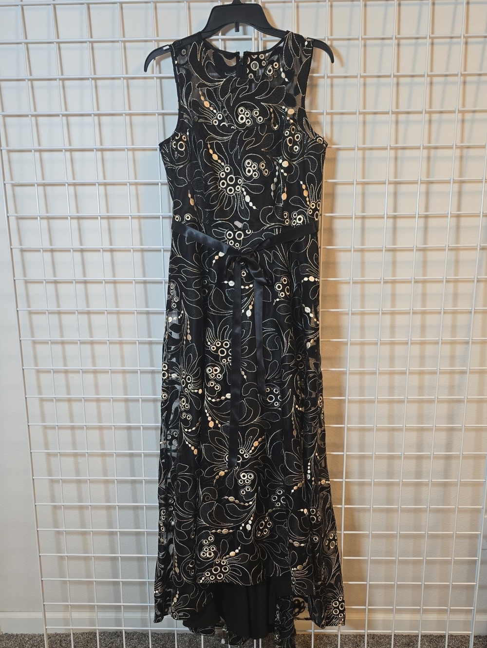 Tahari Arthur S Levine Black Abstract Floral Embroidered High-Low Maxi Dress 8